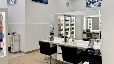 Jean Louis David - fryzjer damski i męski - Gliwice Zatorze, Lipowa 1